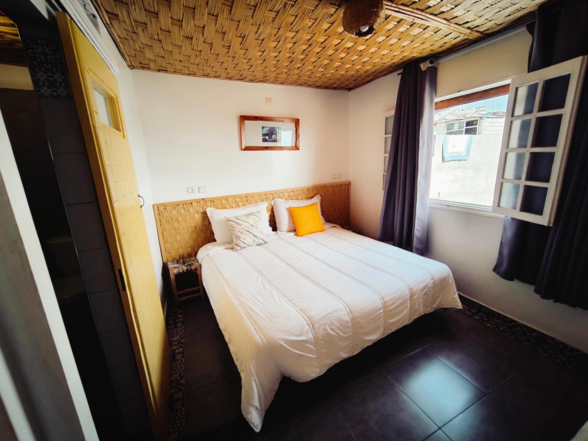 Bigblue Surf Hostel & Coworking Space - Taghazout (Adults Only) Azazoul Kültér fotó