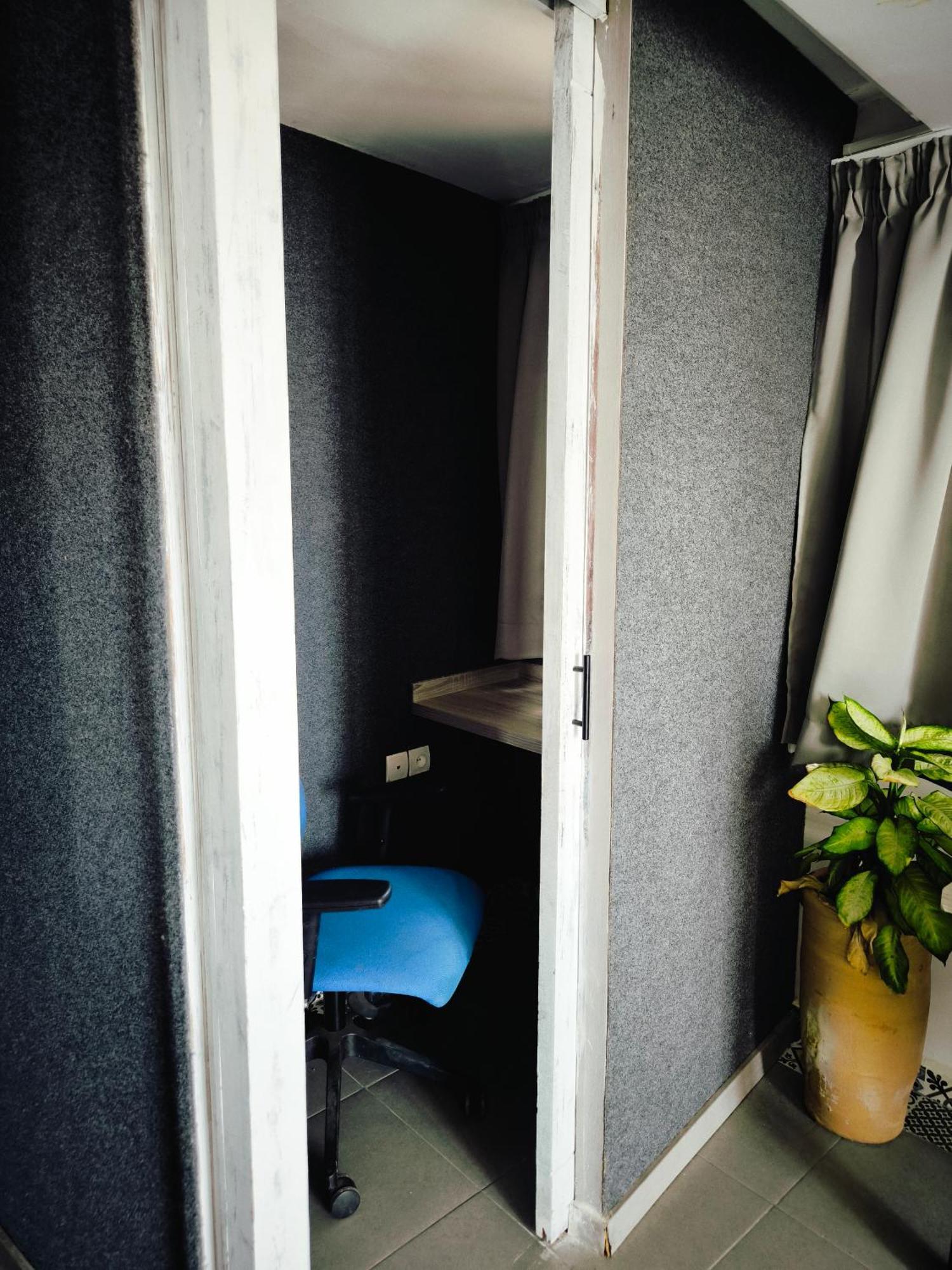Bigblue Surf Hostel & Coworking Space - Taghazout (Adults Only) Azazoul Kültér fotó