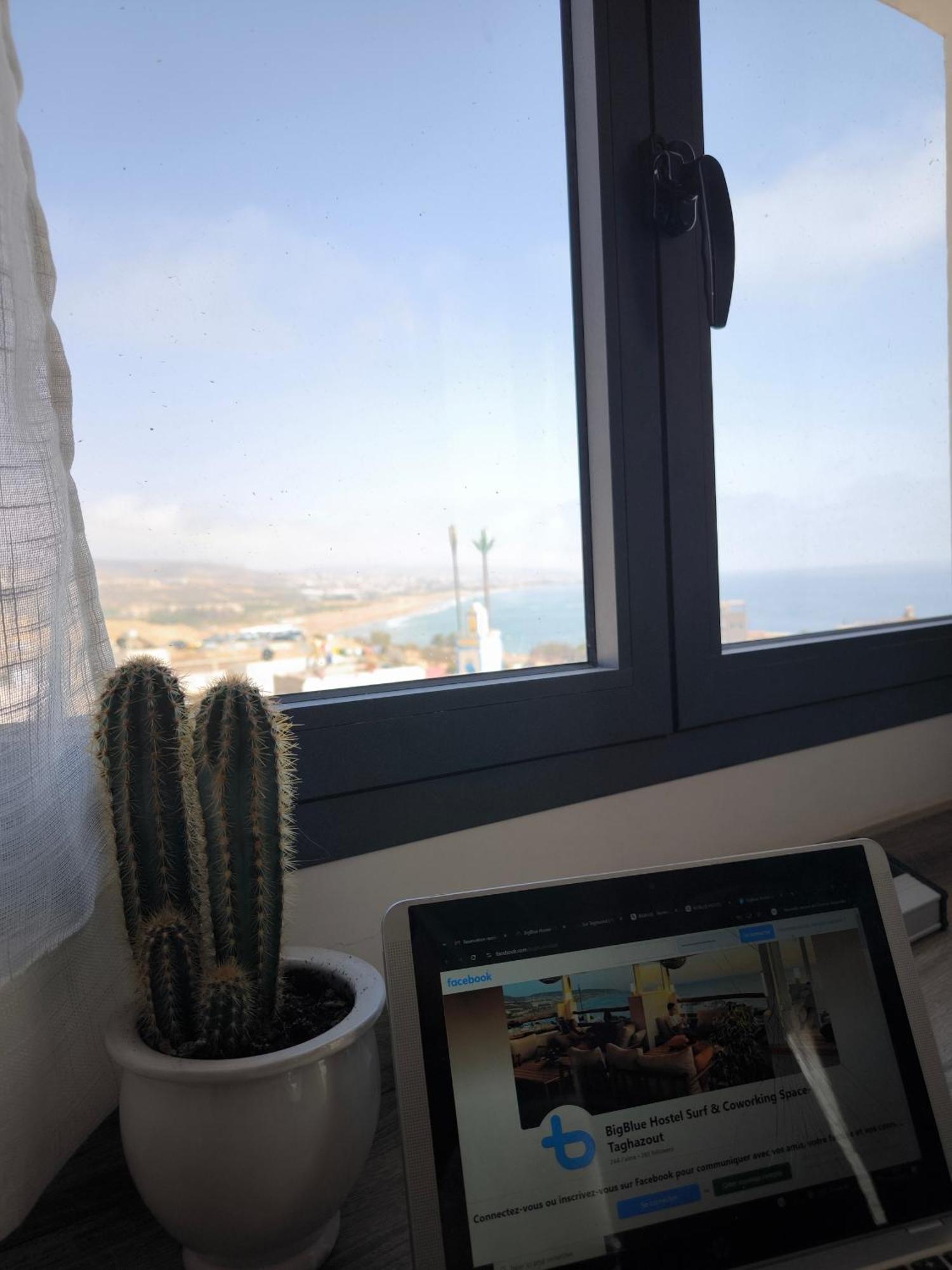 Bigblue Surf Hostel & Coworking Space - Taghazout (Adults Only) Azazoul Kültér fotó